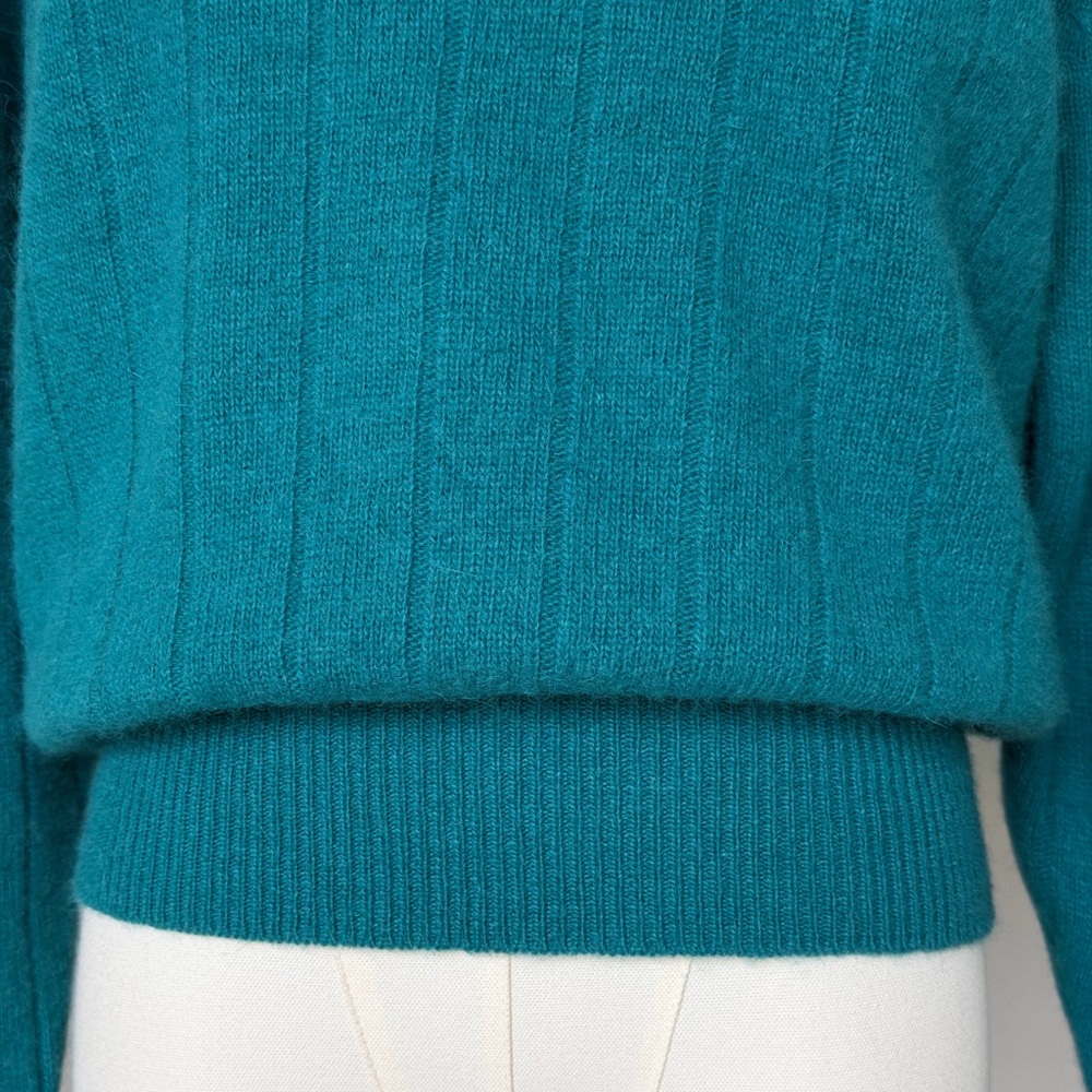 Crystal Sportswear Lambswool/Angora Blend Turquoise Vintage Sweater-M - Picture 3 of 16